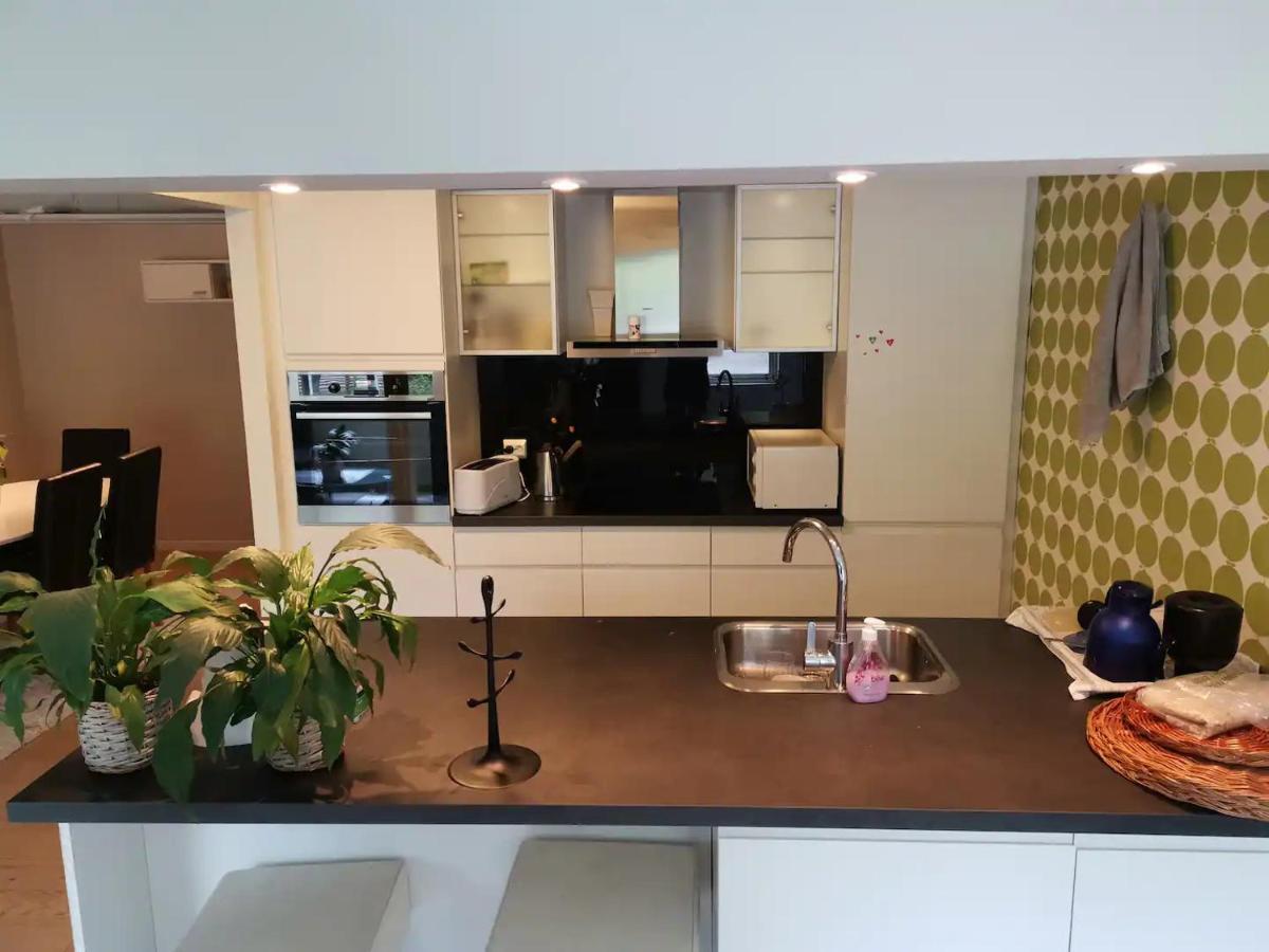 Big, Spacious Apartment With Free Parking Tromsø Esterno foto