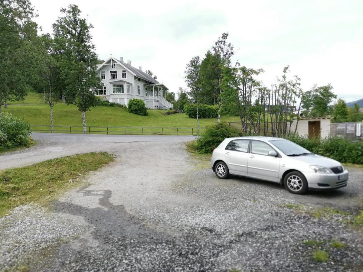 Big, Spacious Apartment With Free Parking Tromsø Esterno foto